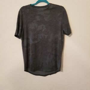 Camo‎ Under armour tshirt